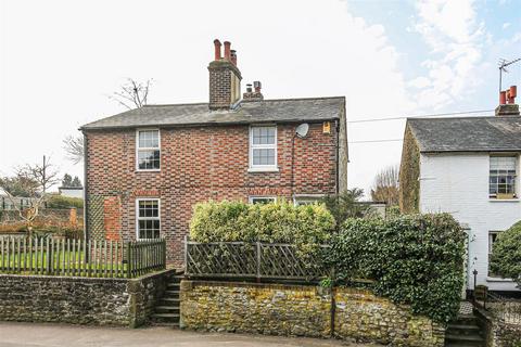 2 bedroom semi-detached house for sale - London Road, Westerham TN16