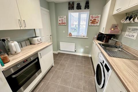 3 bedroom semi-detached house for sale, The Circle, Ipswich IP6