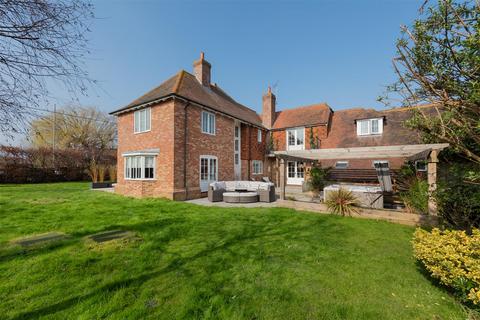 7 bedroom detached house for sale, The Leas, Chestfield, WHITSTABLE