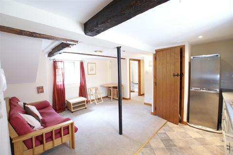 2 bedroom apartment for sale, The Corn Barn,, St Nicholas Church Street, Warwick