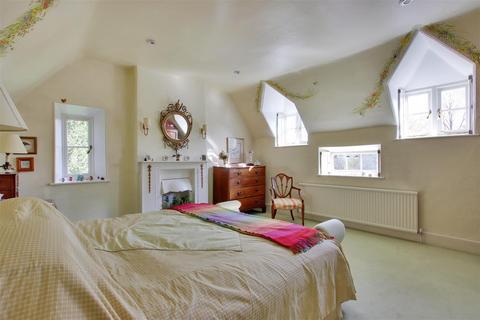 4 bedroom detached house for sale - Rectory Lane, Brasted TN16