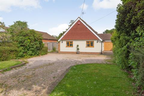11 Chestfield Road, Chestfield, Whitstable, CT5 3LJ