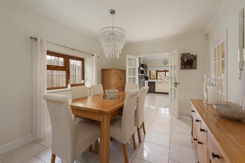11 Chestfield Road, Chestfield, Whitstable, CT5 3LJ
