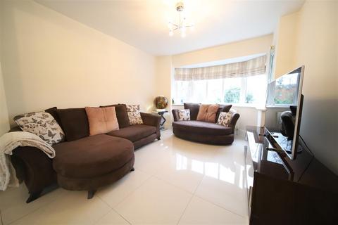 4 bedroom terraced house for sale, Chaucer Close, London