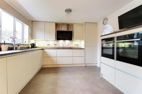 4 bedroom detached house for sale, Spindlewood, Elloughton