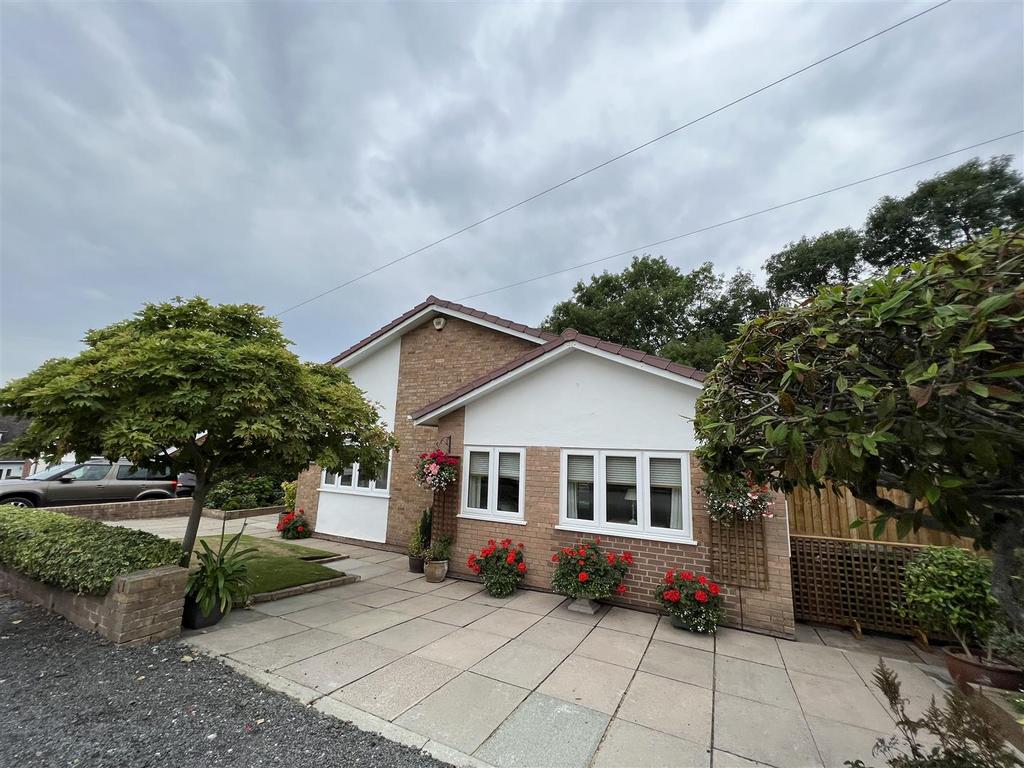 Raby Close, Heswall, Wirral 3 bed detached bungalow for sale £650,000