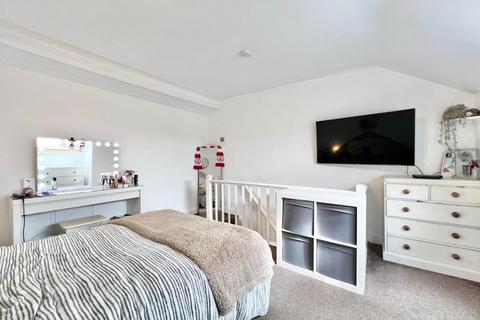 68 Barnsley Road, Dodworth, Barnsley, S75 3JR