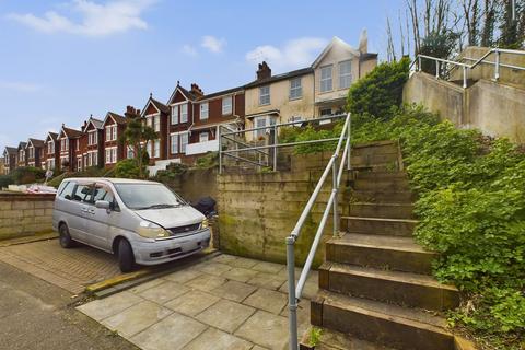 10 Approach Road, Broadstairs, CT10 1QT