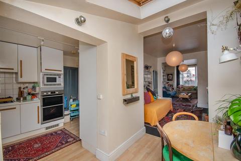 28 Chaplin Road, Bristol, BS5 0JU