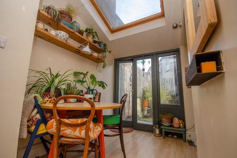 28 Chaplin Road, Bristol, BS5 0JU