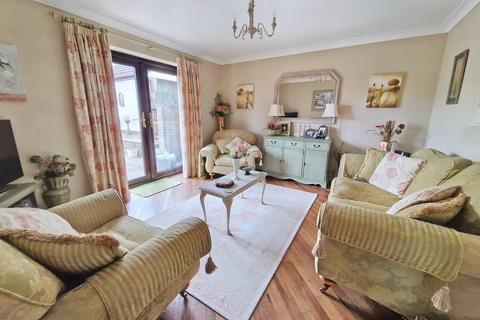 3 Gregory Close, Pencoed, Bridgend, CF35 6RF