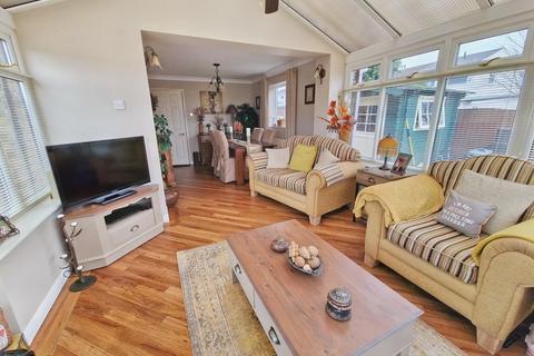 3 Gregory Close, Pencoed, Bridgend, CF35 6RF