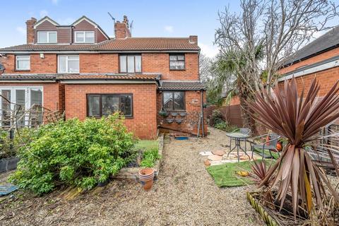150 Kirkstall Hill, Leeds, LS4 2SX