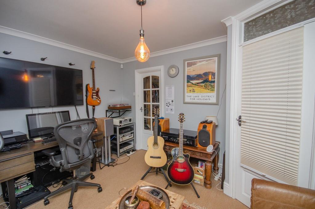 Bedroom two pic 2.jpg