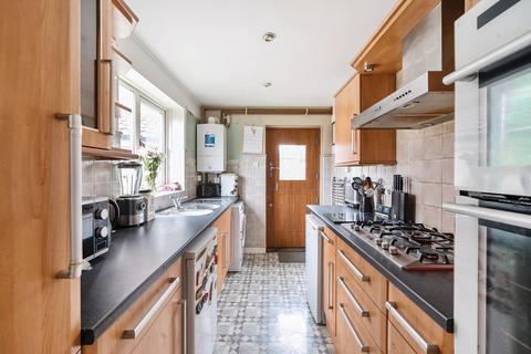 4 bedroom semi-detached house for sale, Calcaria Road, Tadcaster