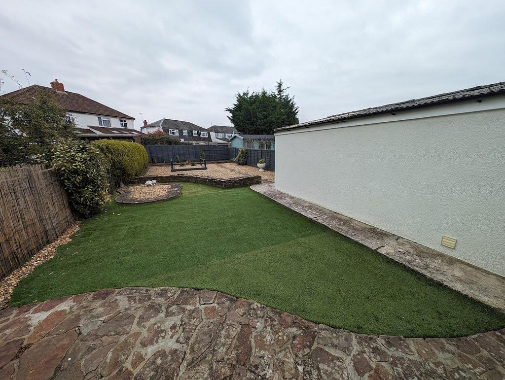 13 Moorpark Avenue rear garden 1.jpg