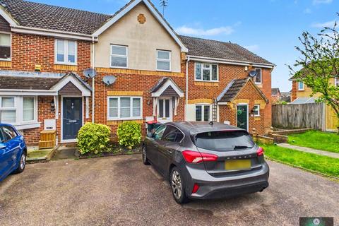 2 bedroom terraced house to rent, Boleyn Close, Maidenbower RH10