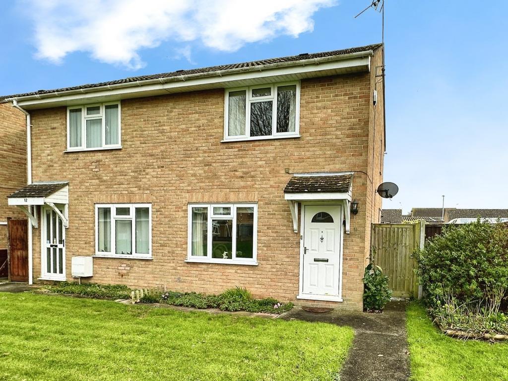 Ash Close, Bridgwater, TA6 2 bed semidetached house for sale £220,000