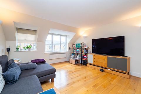 3 bedroom apartment for sale, 19 Lind Road, Sutton