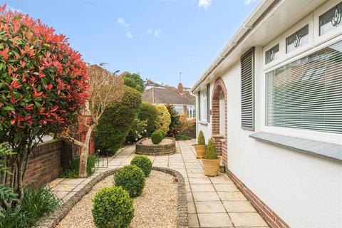 2 bedroom bungalow for sale, Broadsands Avenue, Paignton