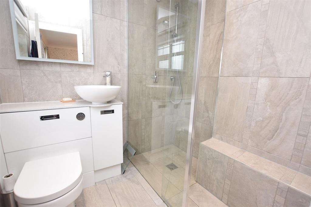 En suite shower room