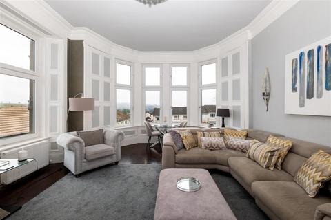 2 bedroom flat for sale - Dunavon Gardens, Dundee DD3
