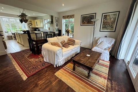 4 bedroom detached bungalow for sale, Willand Road, Braunton EX33