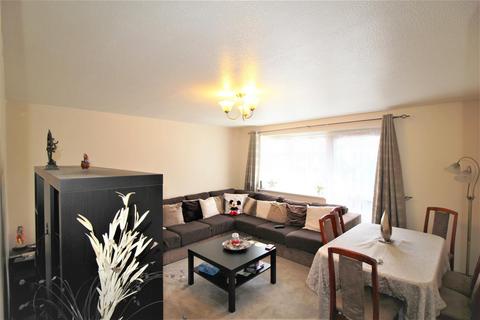 2 bedroom flat to rent, Barley Close, Southgate RH10