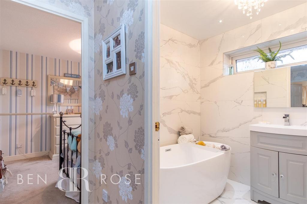 Landing/Family Bathroom