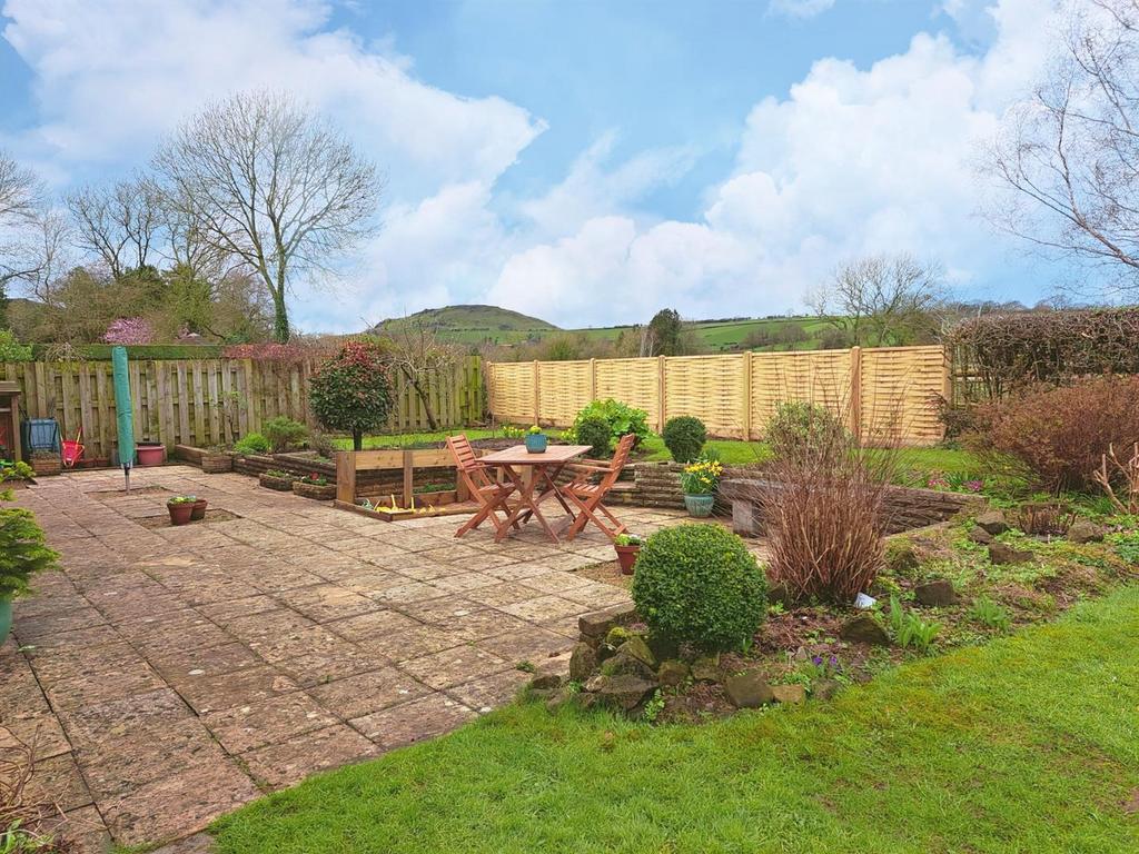 Garden 2.jpg