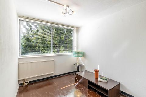 1 bedroom apartment to rent, Barandon Walk, Notting Hill, W11