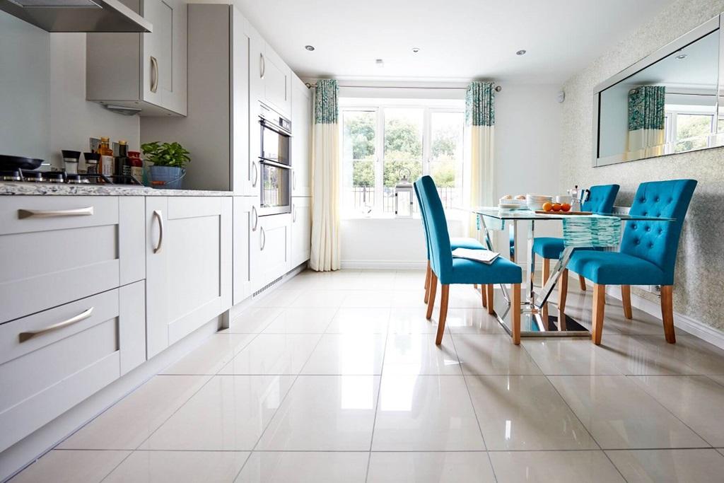 Spacious kitchen diner, perfect for entertaining