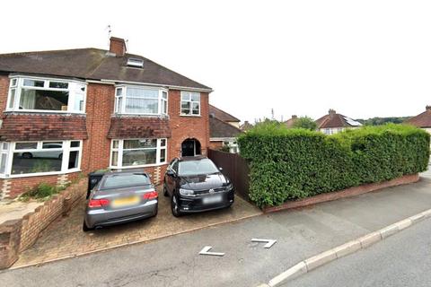 4 bedroom semi-detached house to rent, Rydes Hill Road, Guildford GU2