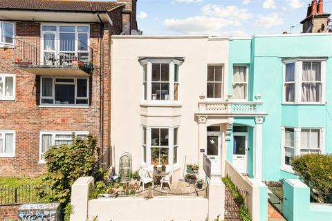 5 bedroom house to rent, Park Crescent Terrace, Brighton BN2