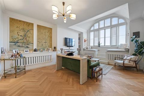 2 bedroom flat for sale - Queens Mansions, Brook Green, London W6