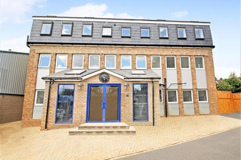 1 bedroom flat to rent, Bostock House, Horsham RH12