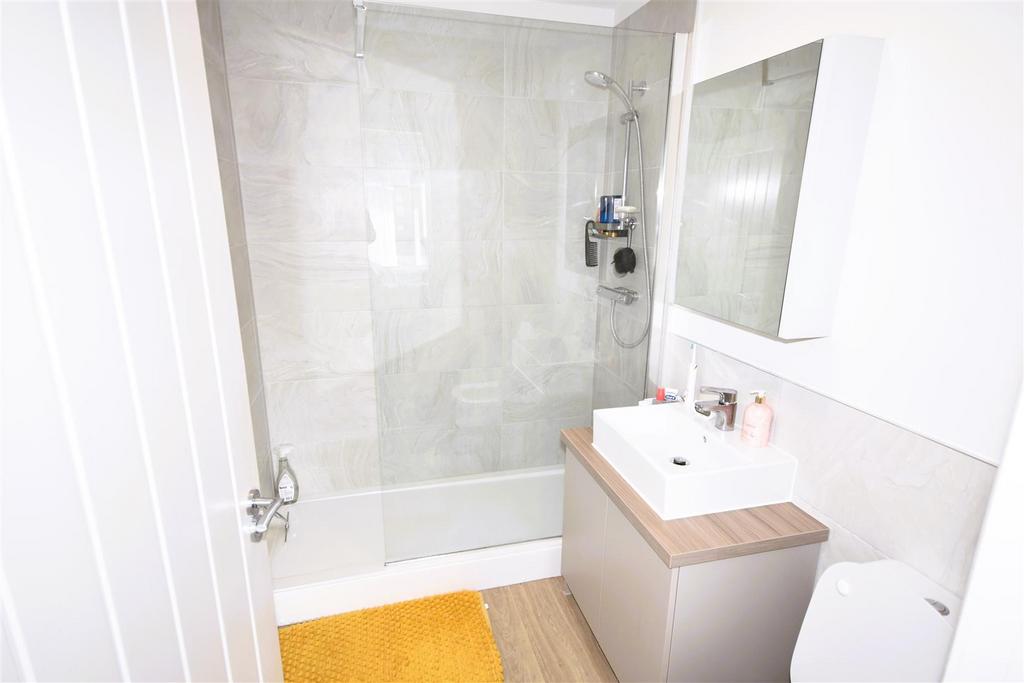 En suite shower room