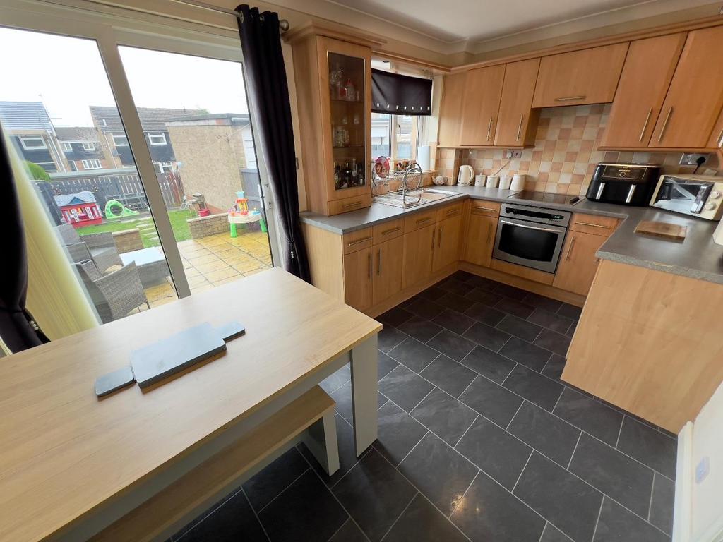 Deerness Heights, Brandon, Durham 3 bed semidetached house for sale £139,950