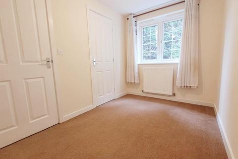 30 Marina View, Fazeley, Tamworth, B78 3BF