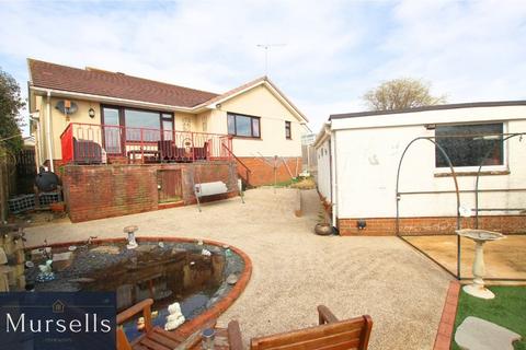 4 bedroom bungalow for sale, Old Pound Close, Poole BH16