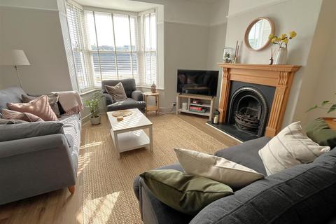 6 Harbour View, Fowey, PL23 1BN