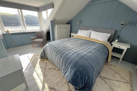 6 Harbour View, Fowey, PL23 1BN