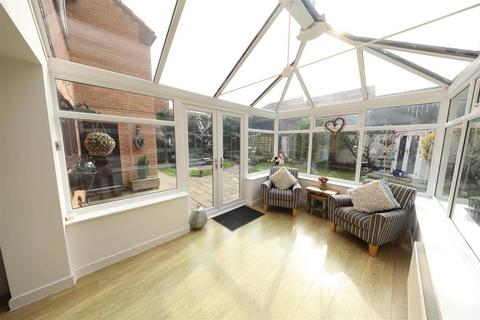 5 bedroom detached house for sale - Beech Close, Burstwick, Hull
