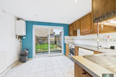 undefined, Beechside, Southgate RH10