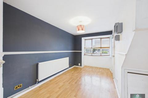 undefined, Beechside, Southgate RH10
