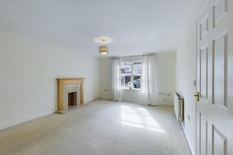 2 bedroom maisonette to rent, Winter Gardens, Southgate RH11