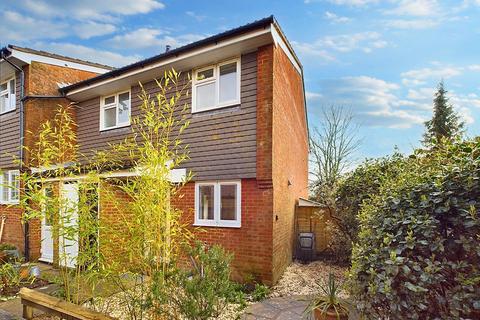 undefined, Wickland Court, CRAWLEY RH10