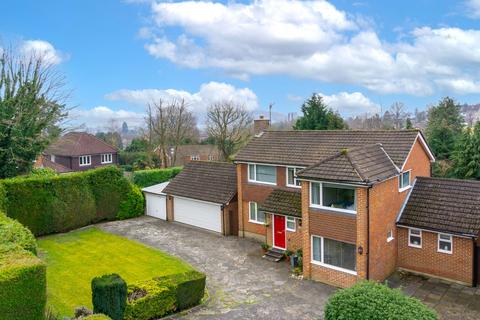 143 Carlton Road, Reigate, RH2 0JG