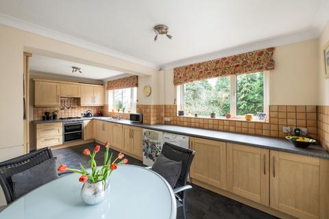 143 Carlton Road, Reigate, RH2 0JG