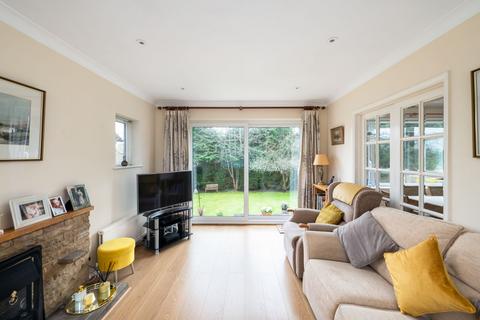 143 Carlton Road, Reigate, RH2 0JG